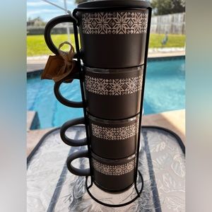 NWT Market Finds 4-pc stackable Mug Set